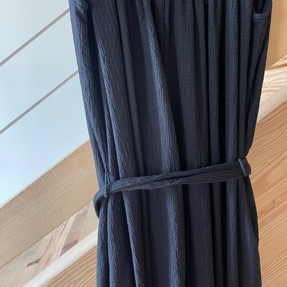 Black H&M Jumpsuit with Wide Leg Pants and Tie Waste - Picture 4 of 6